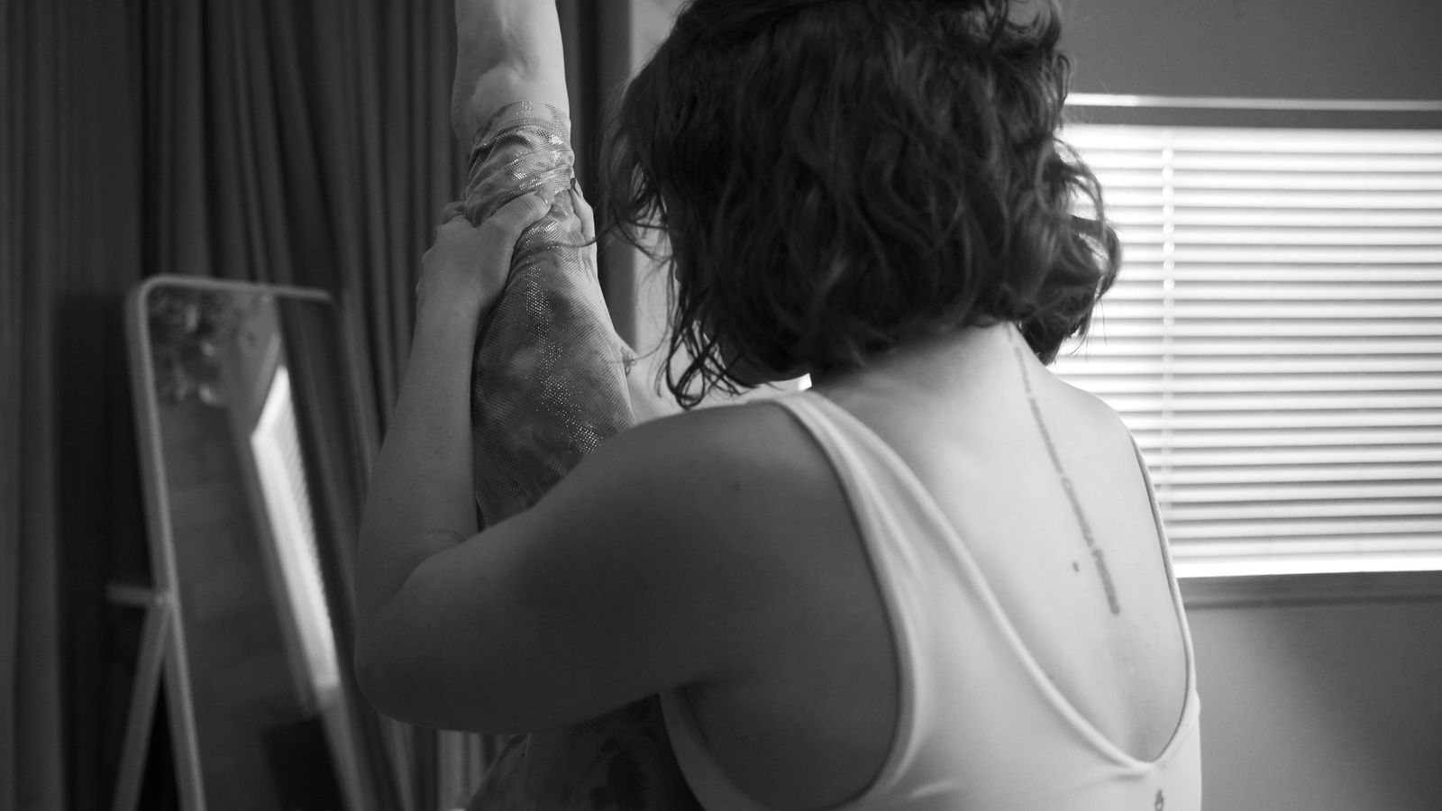 Pilates vs. Yoga: An Honest Comparison (and How to Choose)